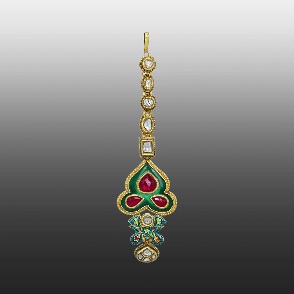Red Green Meenakari Mangtikka with Polkis